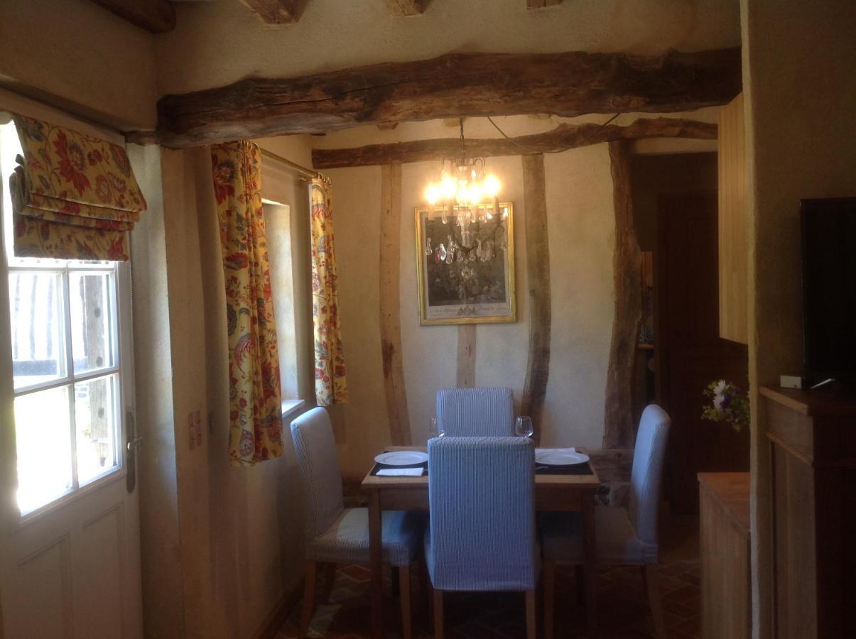 Le Clos-Masure De Beatrice Montreuil-en-Caux 外观 照片